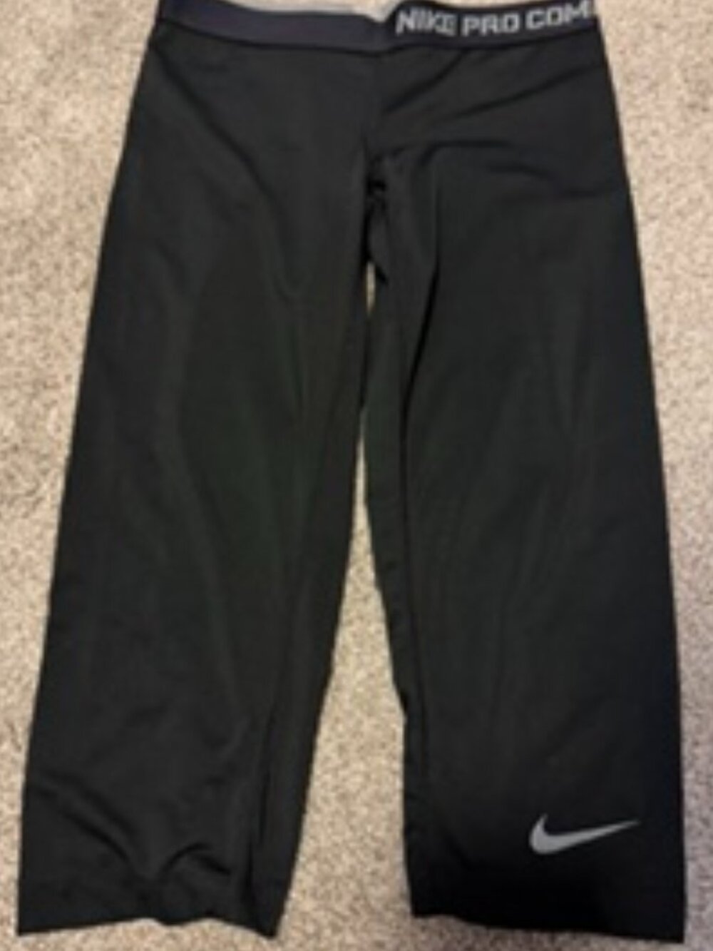 Nike Pro Combat Dri‑Fit Capri Leggings • Black • Size Medium